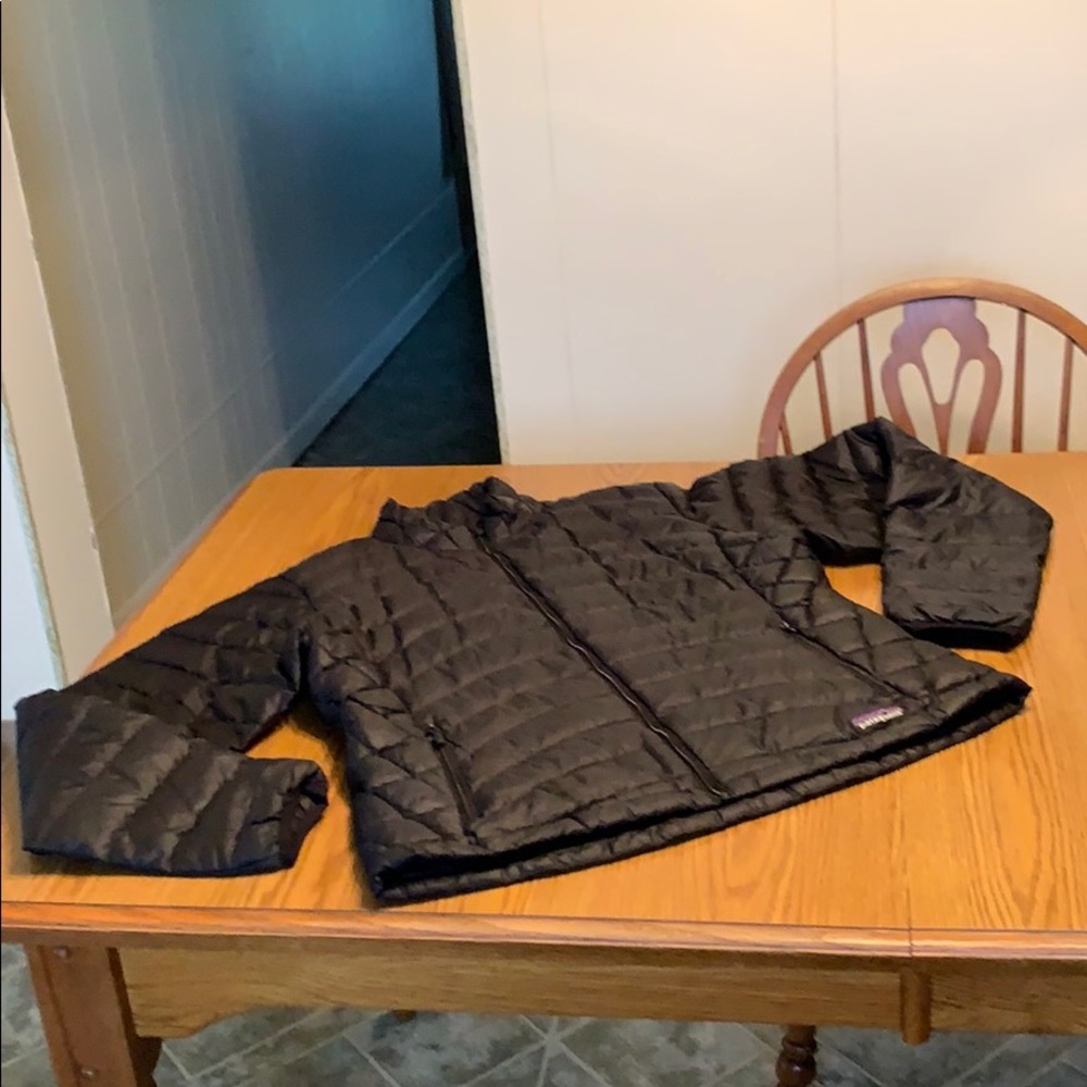 Patagonia Women’s Down Sweater Puffer Jacket, L.